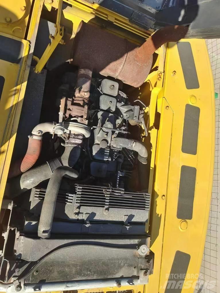 Komatsu PC 220 Crawler Excavators