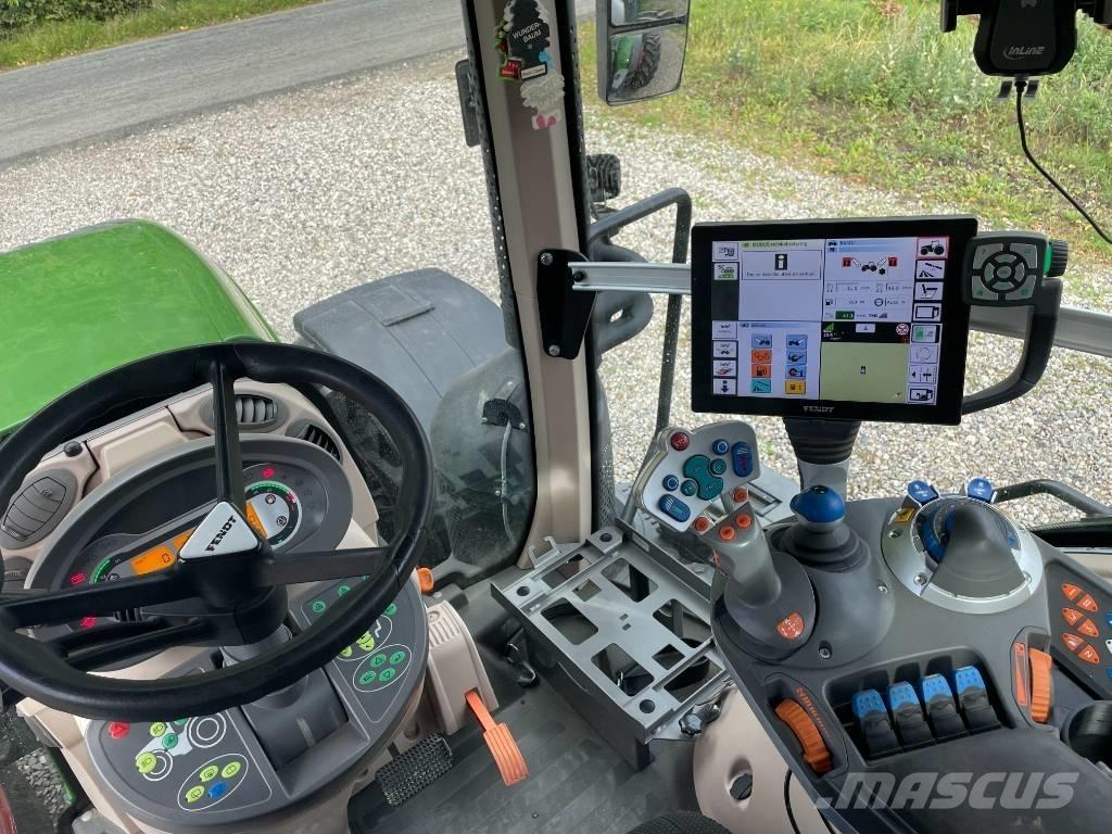 Fendt 828 Vario Tractors