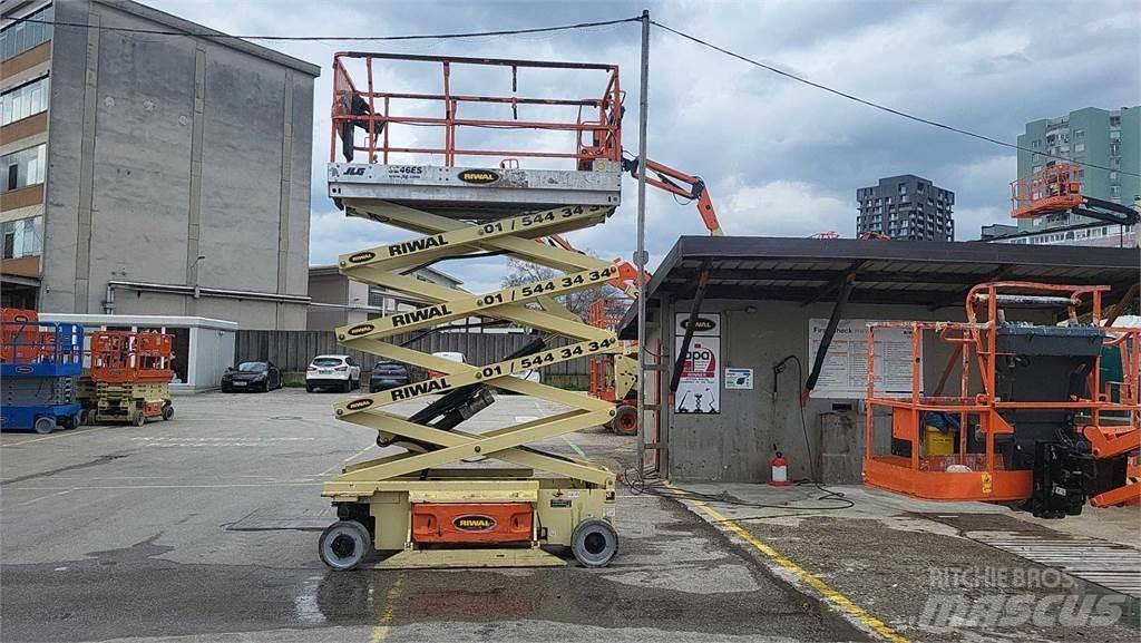 JLG 3246ES Scissor Lifts