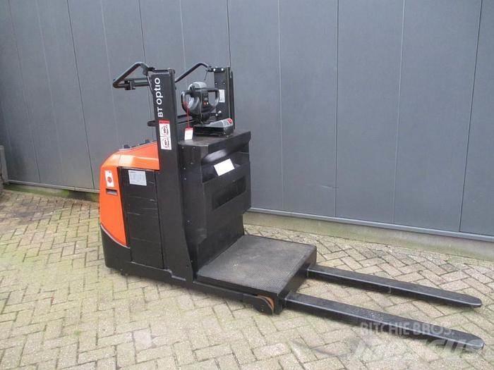 Toyota OSE 100W Low lift order picker