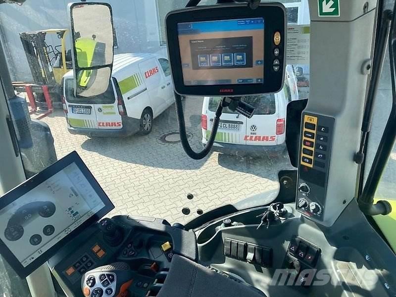 CLAAS Axion 930 Tractors