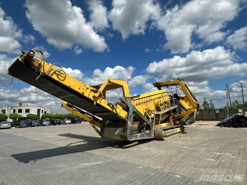 McCloskey R155 Mobile screeners
