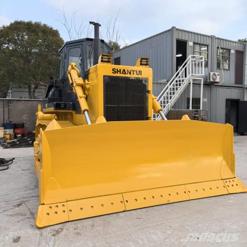 Shantui SD22 Crawler dozers