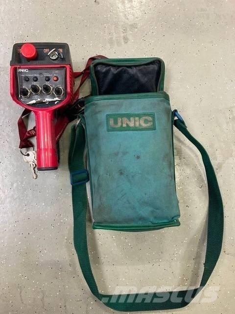 Unic B 345 Mini cranes