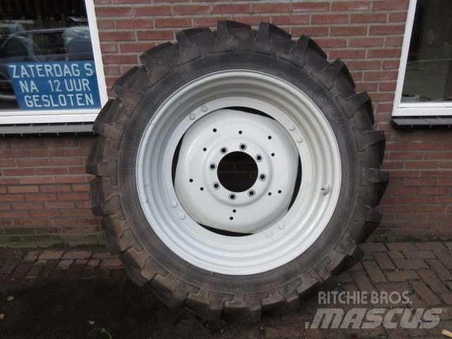Michelin 13.6/38 Tires, wheels and rims