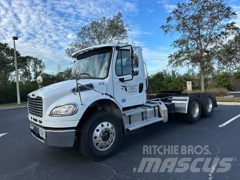 Freightliner M2 Conventional Trucks / Tractor Trucks