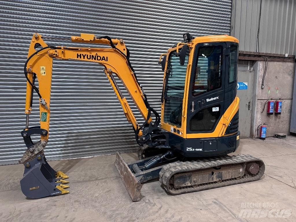 Hyundai R25Z-9 AK Mini Excavators <7t (Mini Diggers)