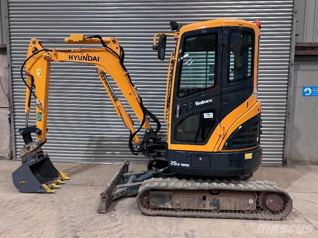 Hyundai R25Z-9 AK Mini Excavators <7t (Mini Diggers)