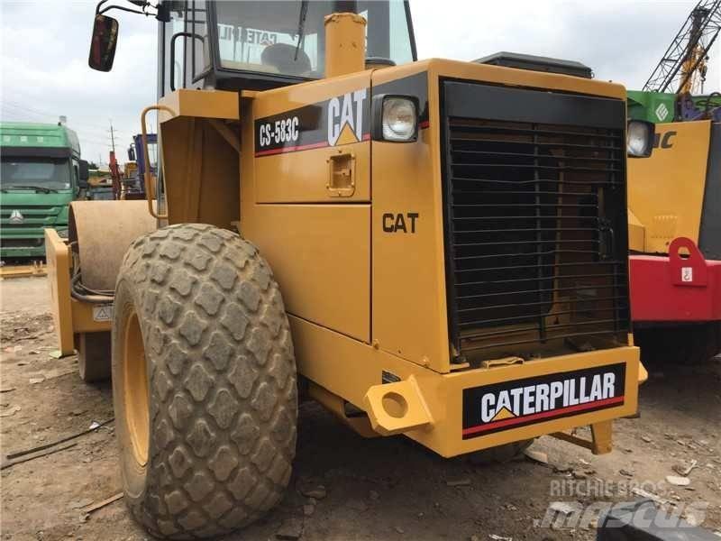 CAT CS 583 C Single drum rollers