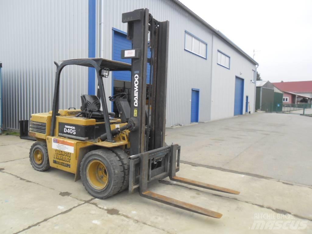 Daewoo Doosan D 40S Diesel Forklifts