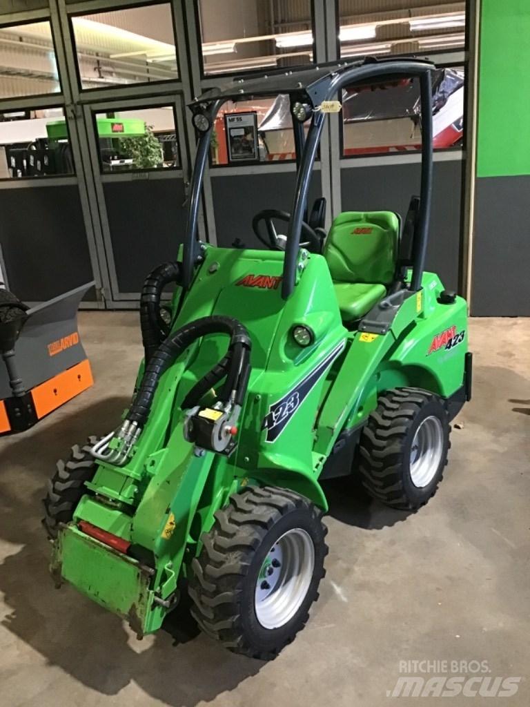 Avant 423 Skid Steer Loaders