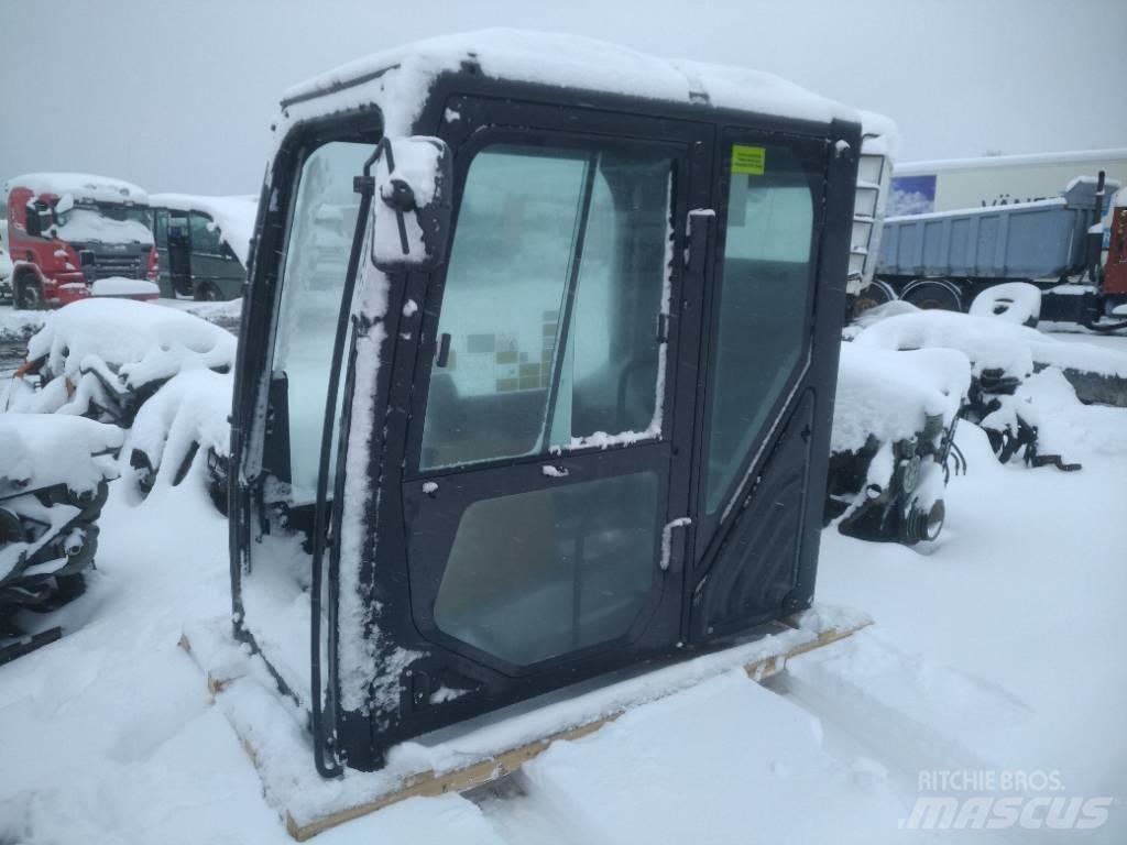 Volvo BM 325FL Cabin Forestry Cabin