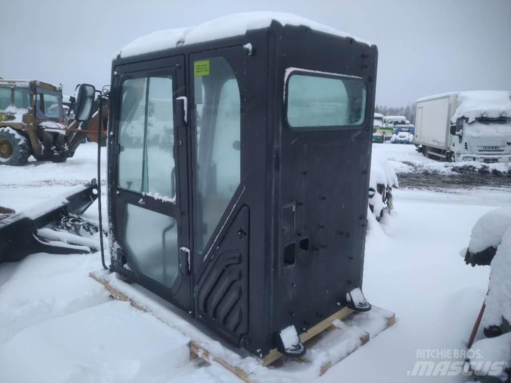 Volvo BM 325FL Cabin Forestry Cabin