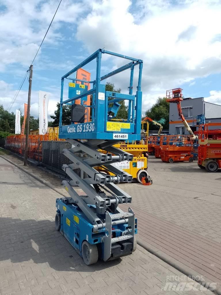 Genie GS 1930 Scissor Lifts