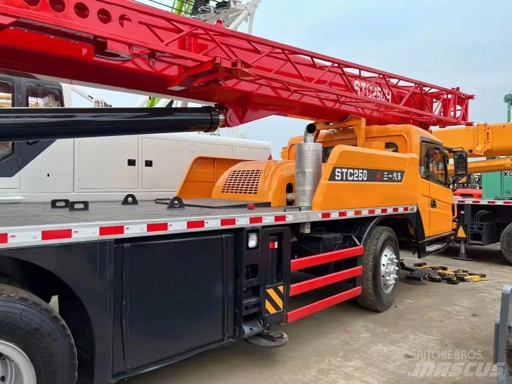 Sany STC 250 Mobile and all terrain cranes