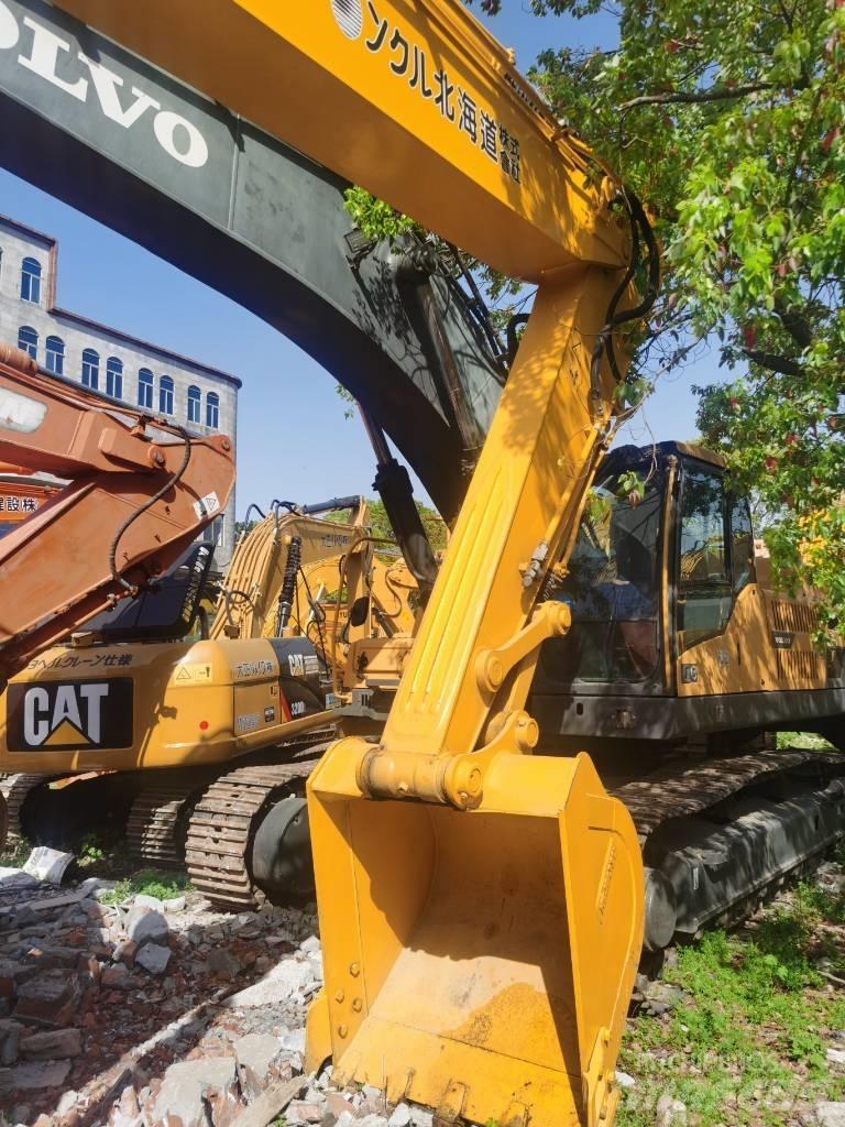 Komatsu PC 220-7 Crawler Excavators