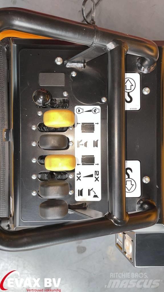 JCB HTD 5 Tracked Dumpers