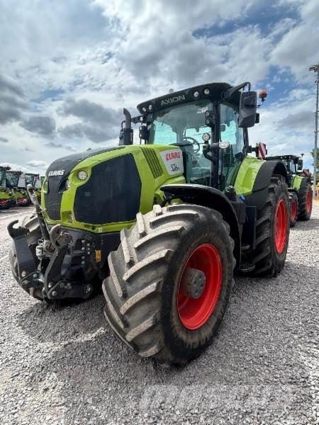 CLAAS AXION 870 Tractors