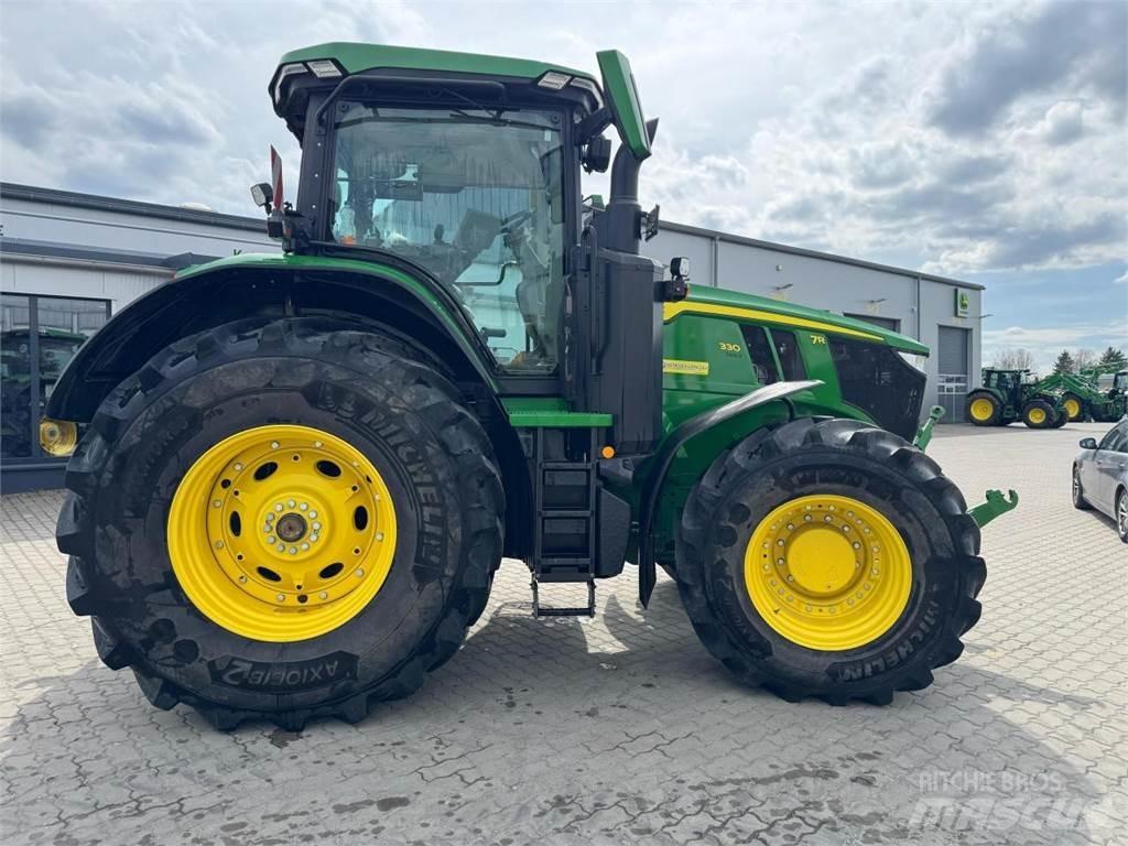 John Deere 7R 330 Tractors