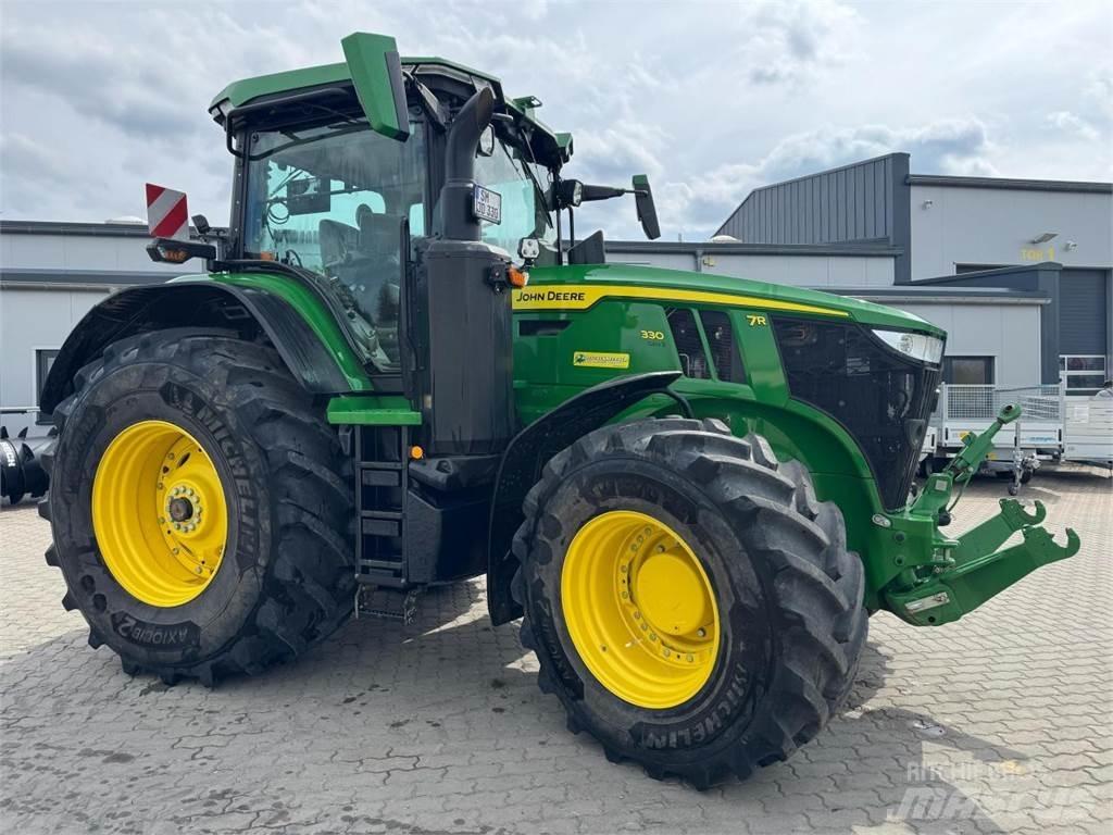 John Deere 7R 330 Tractors