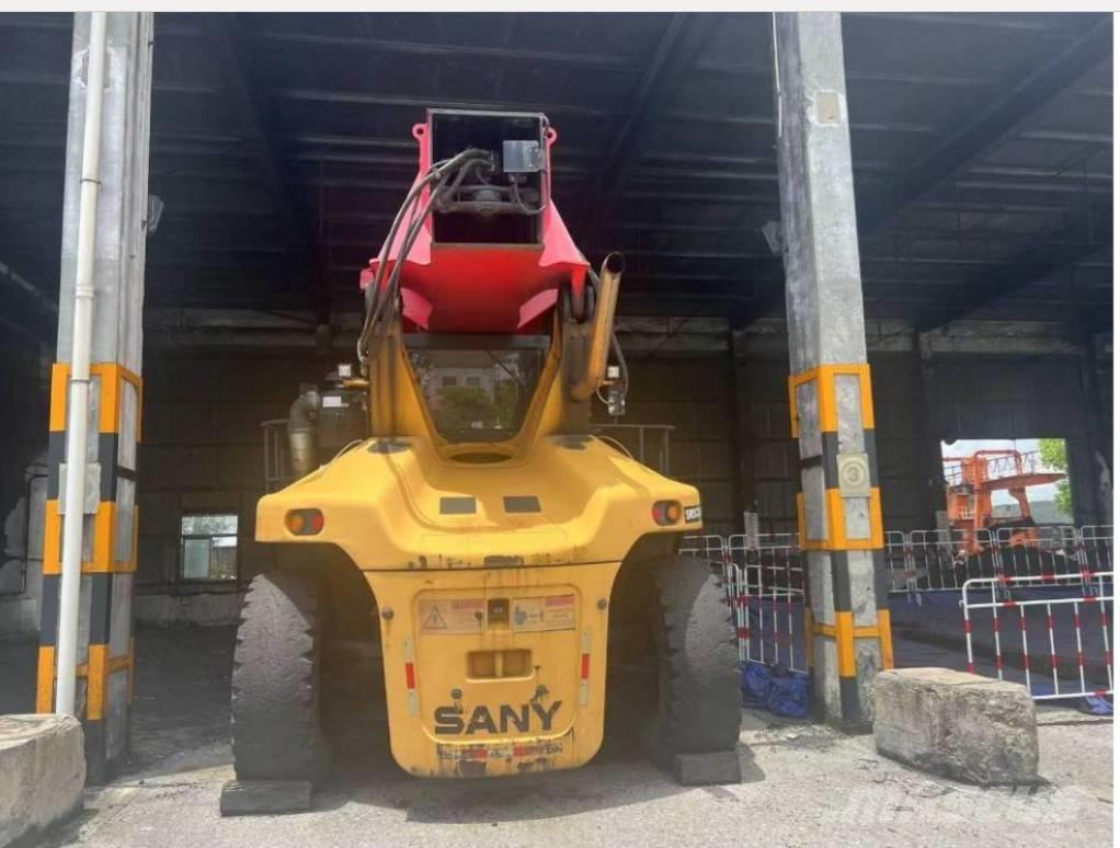 Sany SRSC 45 V Reach Stackers