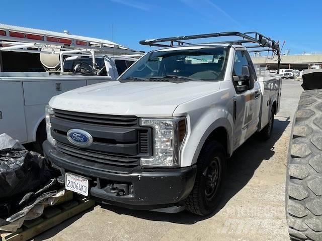 Ford F 350 XL Pickup Trucks