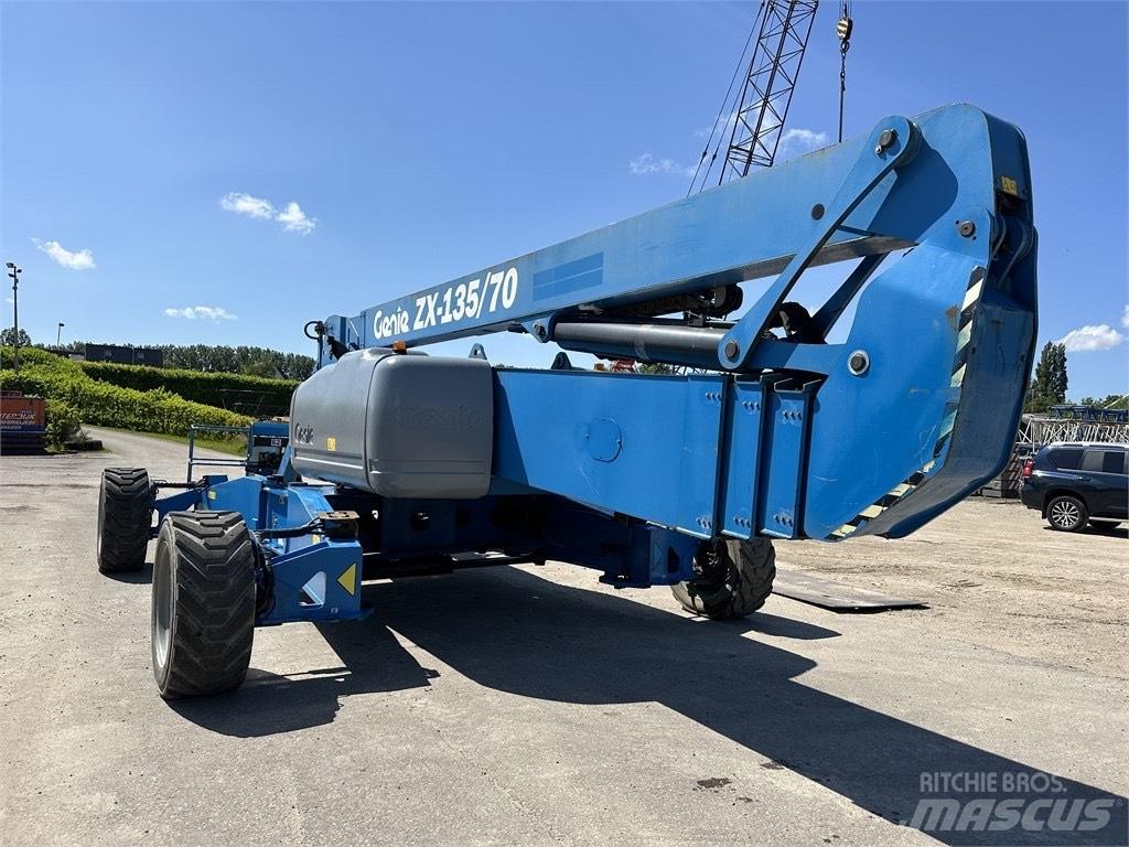 Genie ZX 135/70 Articulated boom lifts