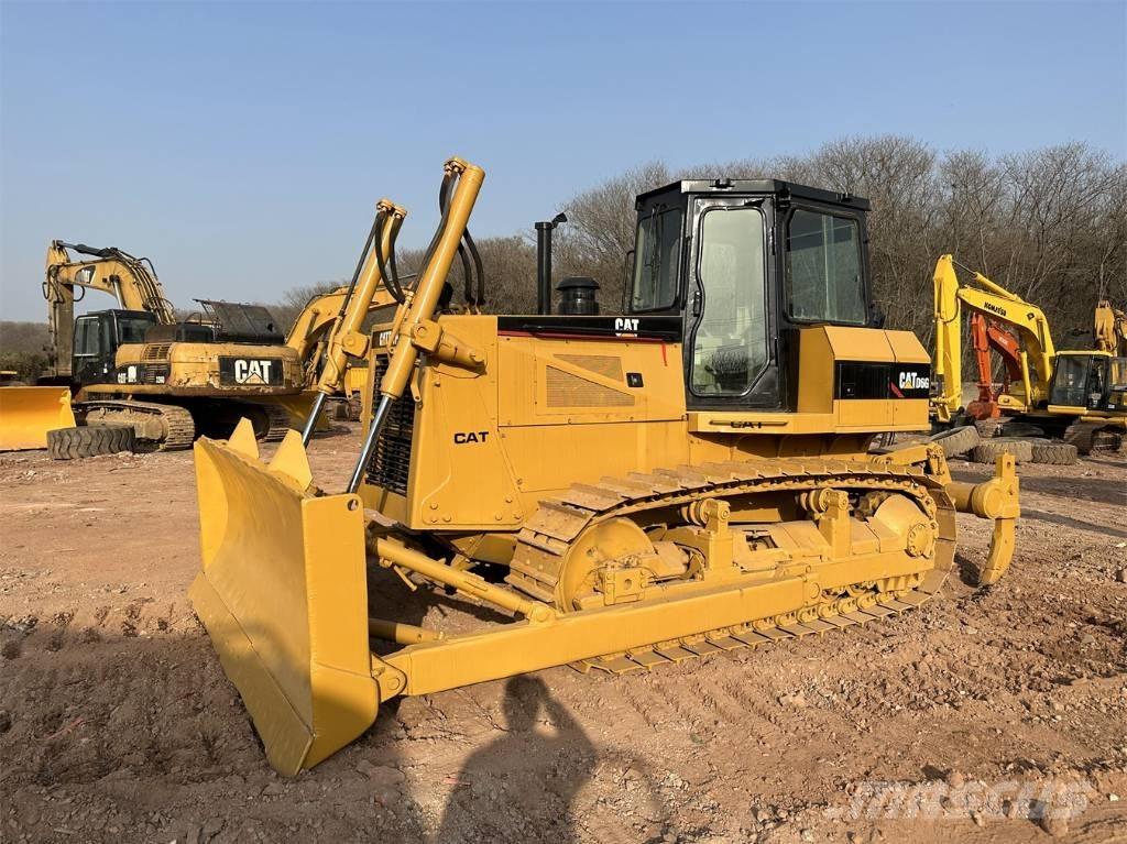 CAT D6G Crawler dozers