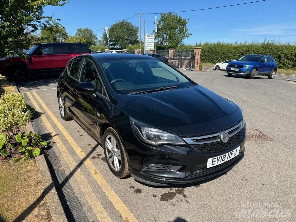 Vauxhall Astra Automobiles / SUVS