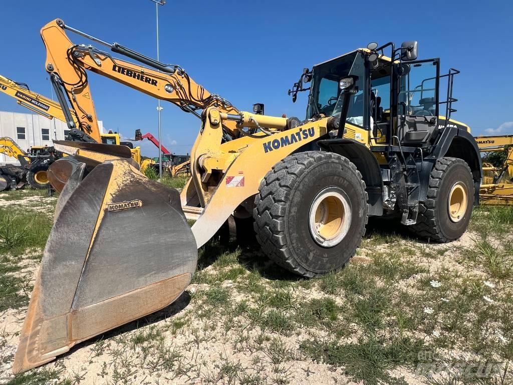 Komatsu WA 470-8 Wheel Loaders