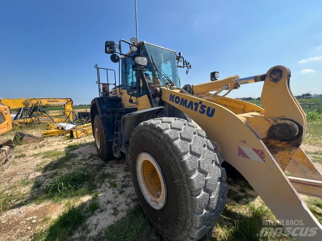 Komatsu WA 470-8 Wheel Loaders