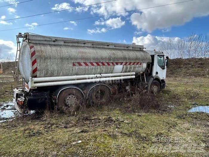 Renault 320 Tank Trucks