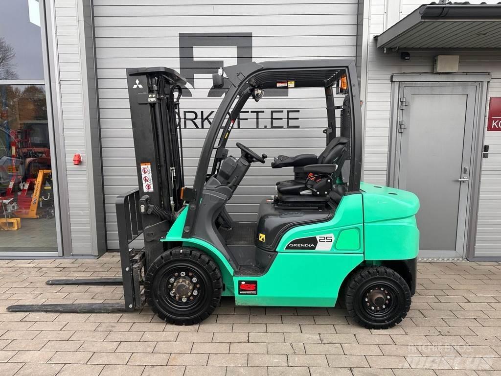 Mitsubishi FD25N3 Diesel Forklifts