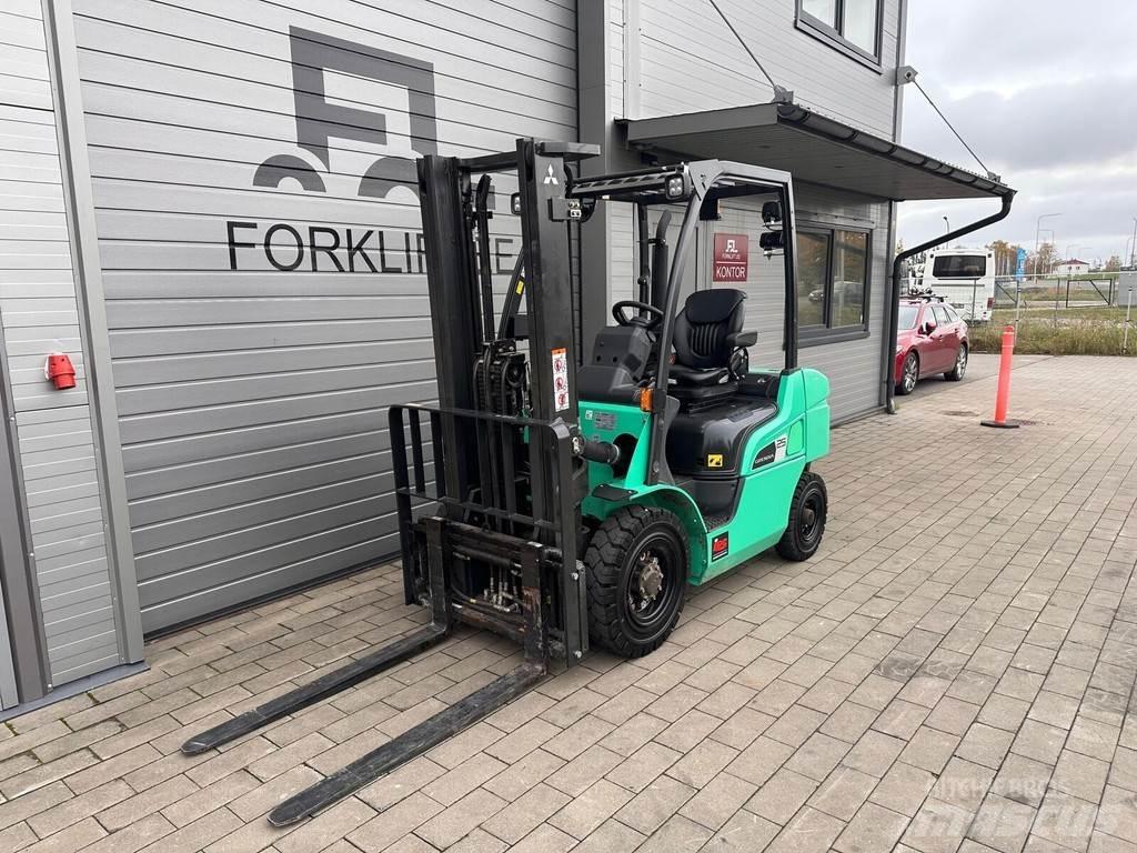 Mitsubishi FD25N3 Diesel Forklifts