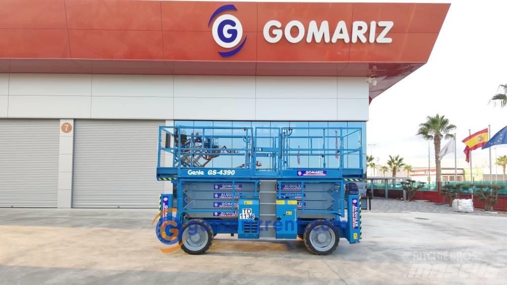 Genie GS 4390 Scissor Lifts