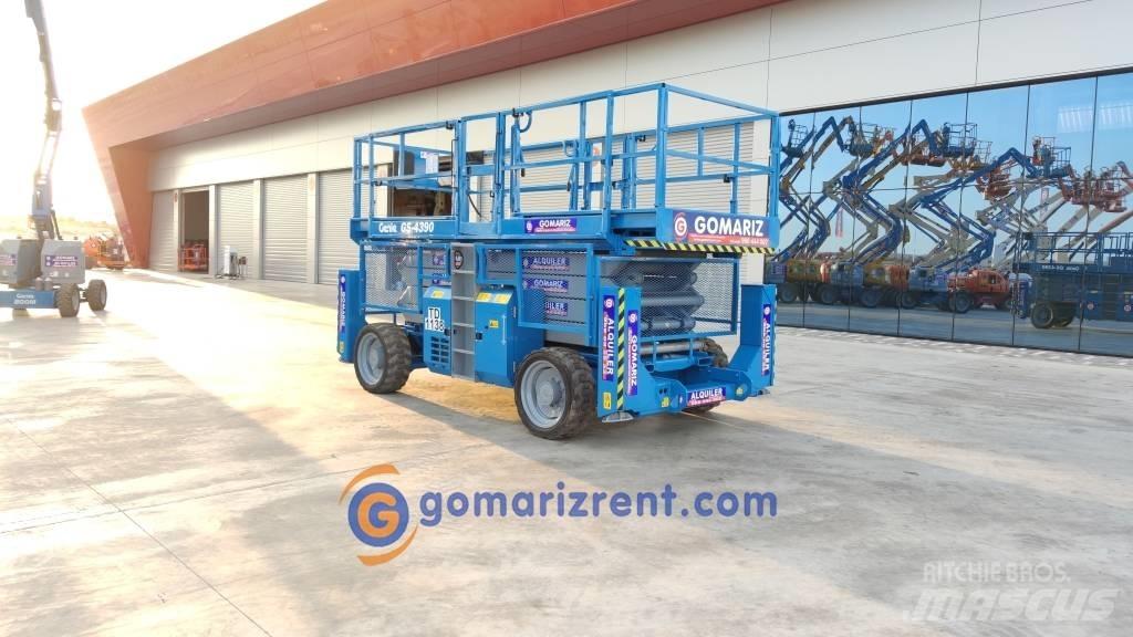 Genie GS 4390 Scissor Lifts