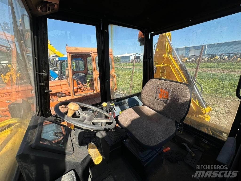 JCB 2 CX Backhoe Loaders
