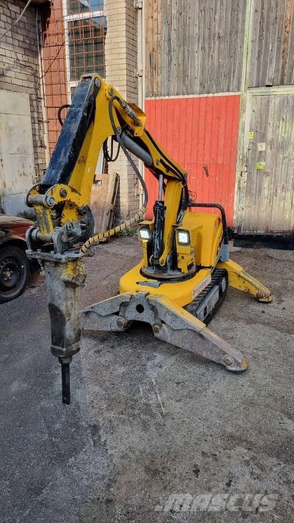 Brokk 90 Demolition