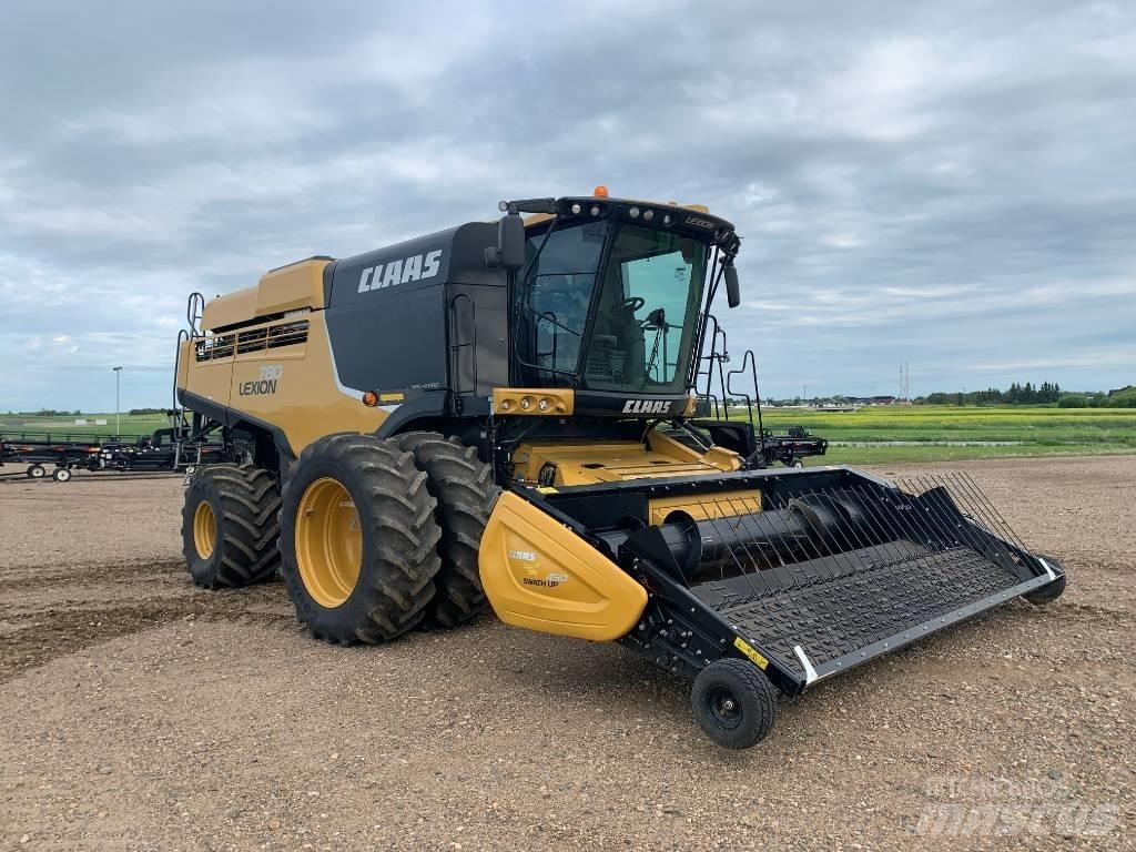 CLAAS 780 Combine Harvesters