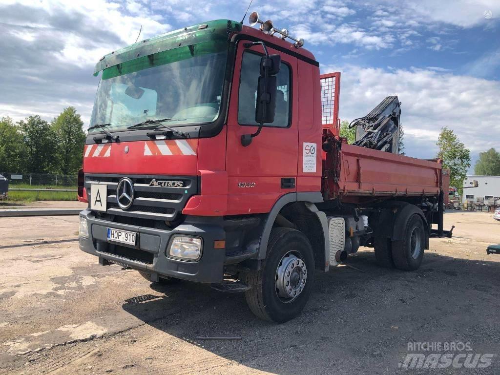 Mercedes-Benz 1832 Boom / Crane / Bucket Trucks