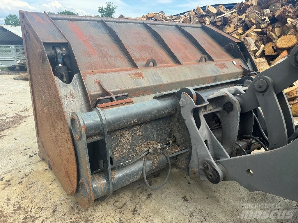 Volvo L 90 H Wheel Loaders