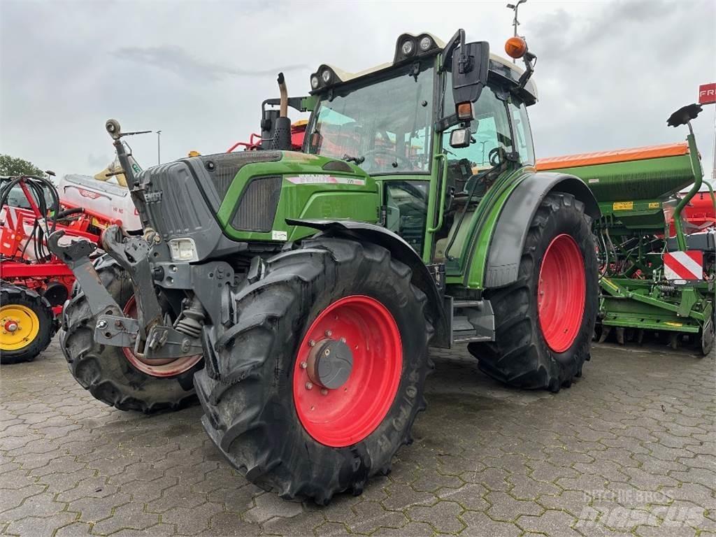 Fendt 208 Vario Tractors