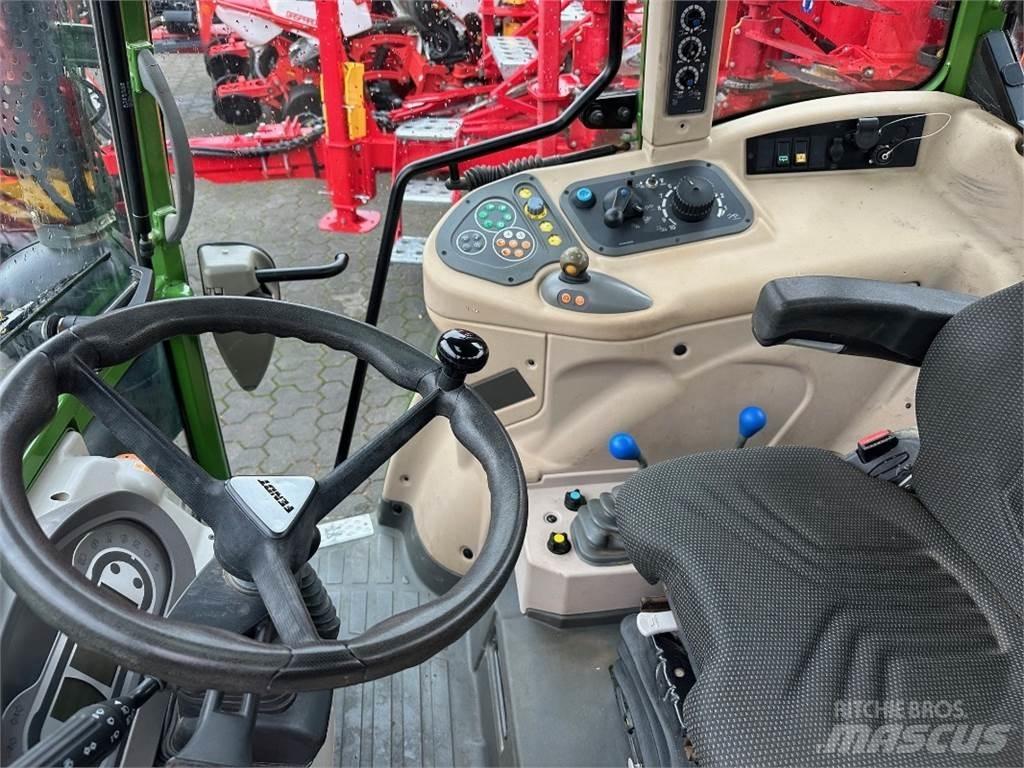 Fendt 208 Vario Tractors