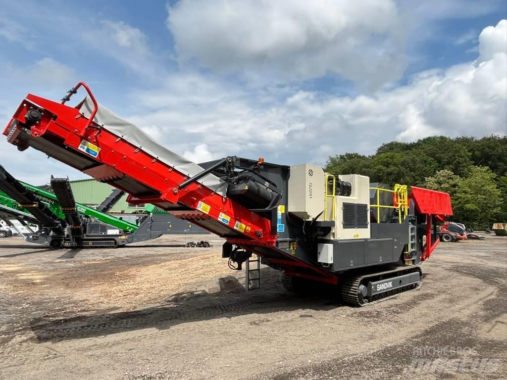 Sandvik QJ 241 Mobile crushers