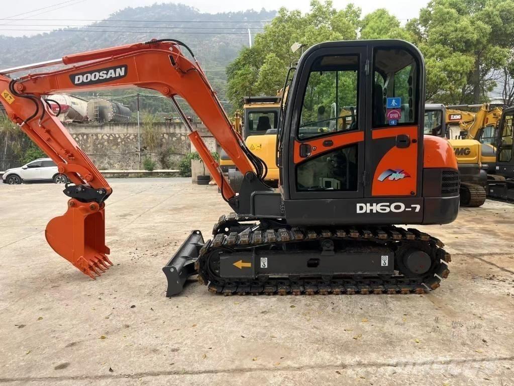 Doosan DH 60-7 Mini Excavators <7t (Mini Diggers)