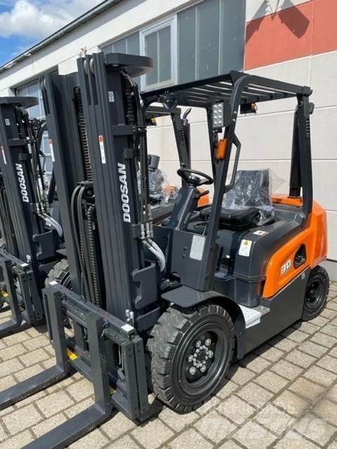 Doosan D30NXP Diesel Forklifts