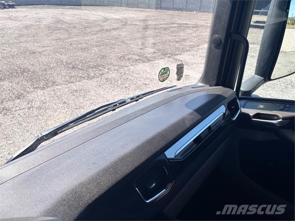 Scania S 450 Conventional Trucks / Tractor Trucks