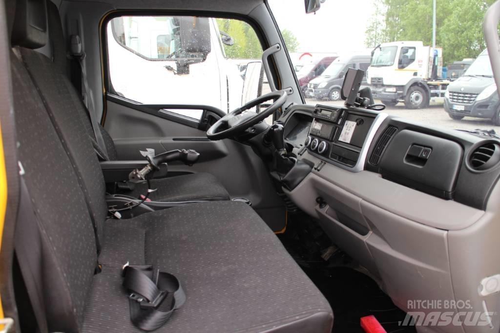 Fuso Canter 3.0 Hook lift trucks