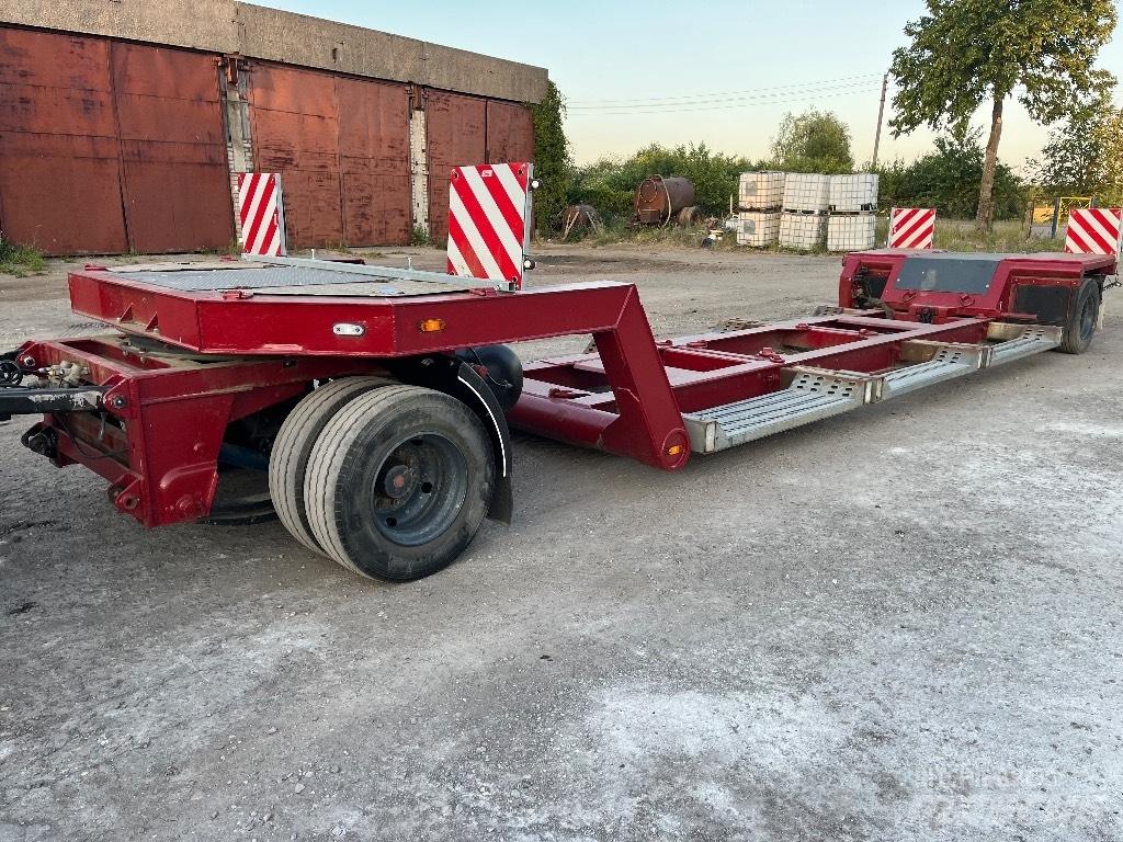 Henra 20 Lowboy trailer