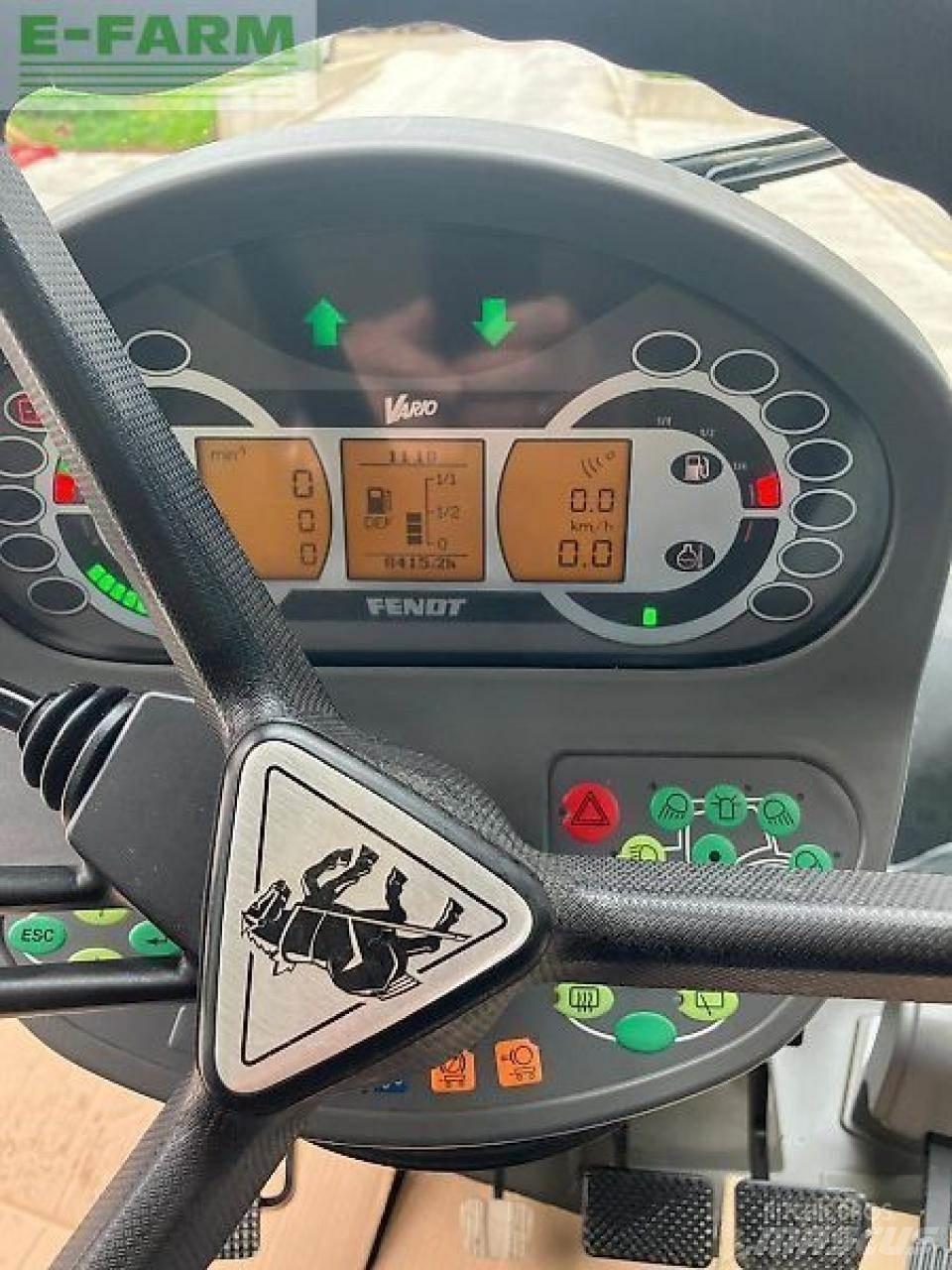 Fendt 724 vario Tractors